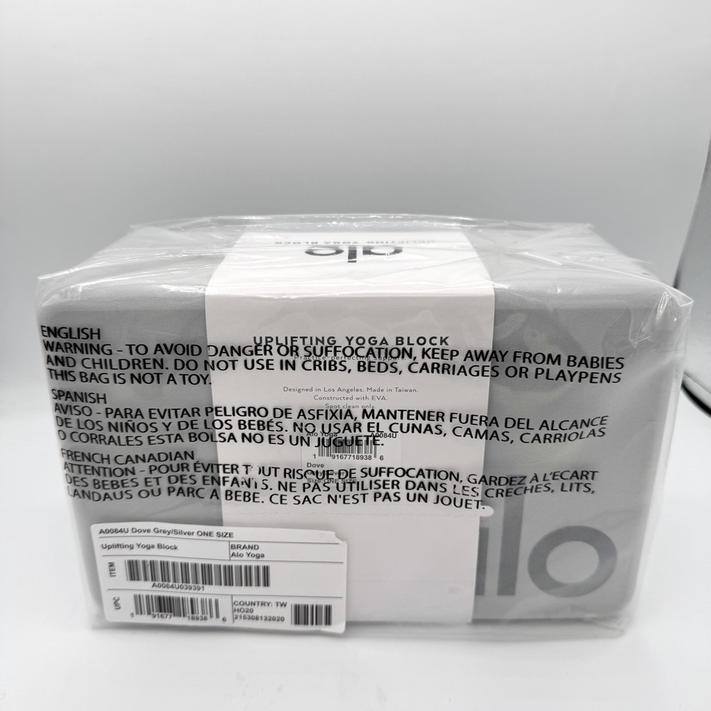 NWT ALO Yoga Uplifting Yoga Block in Dove Grey brand new - Picture 7 of 9